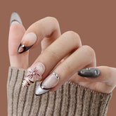 Amber Flora - Mixxnails