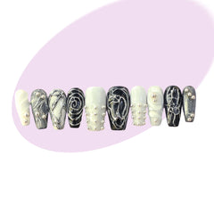 Monochrome Muse - Mixxnails