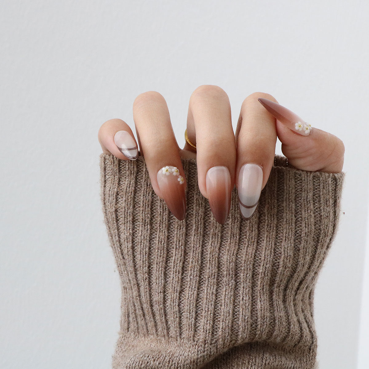 Mocha Horizon - Mixxnails