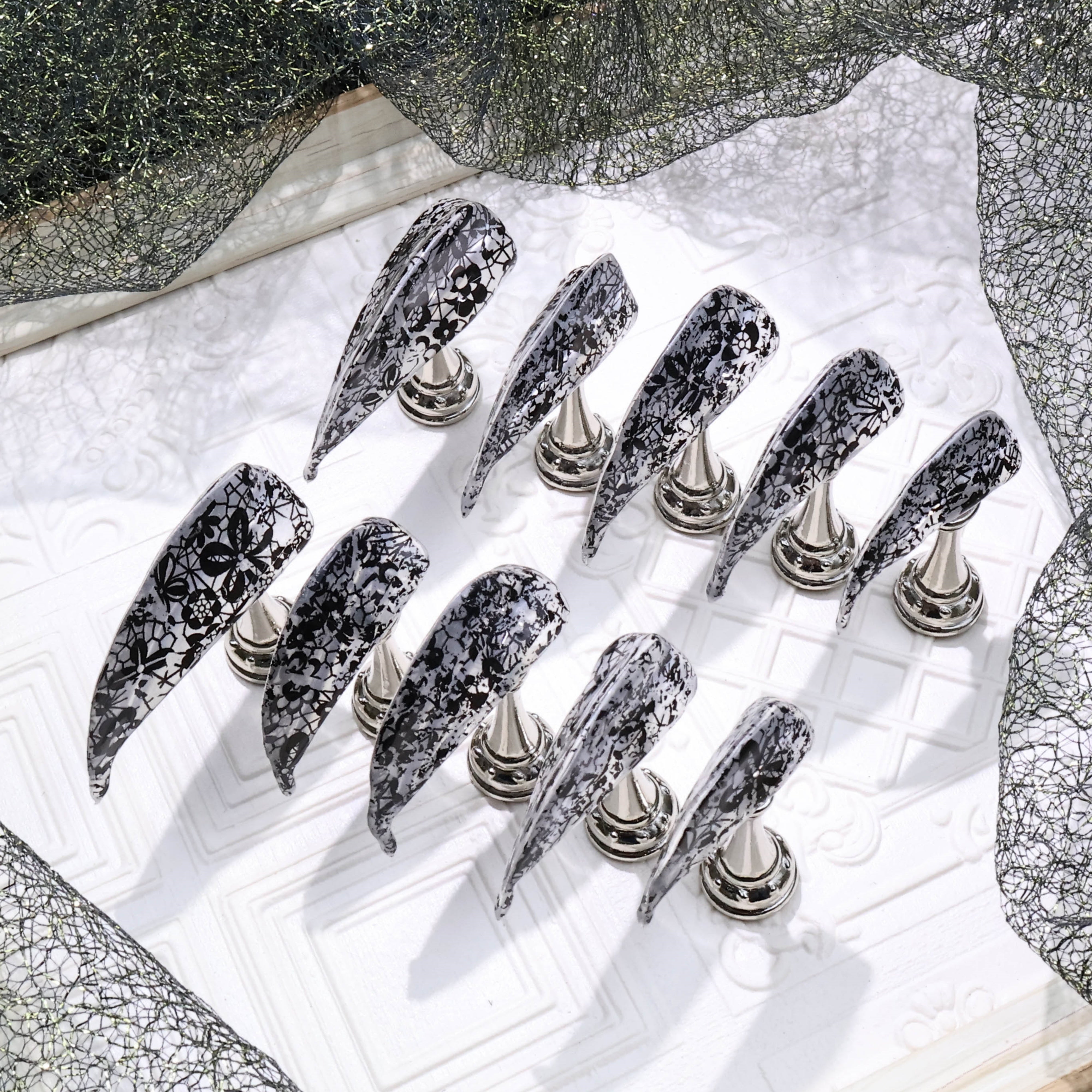 Obsidian Talon