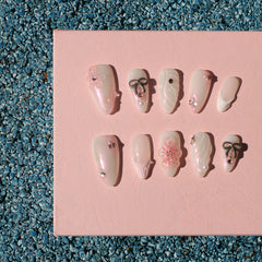 Romantic Pearl - Mixxnails