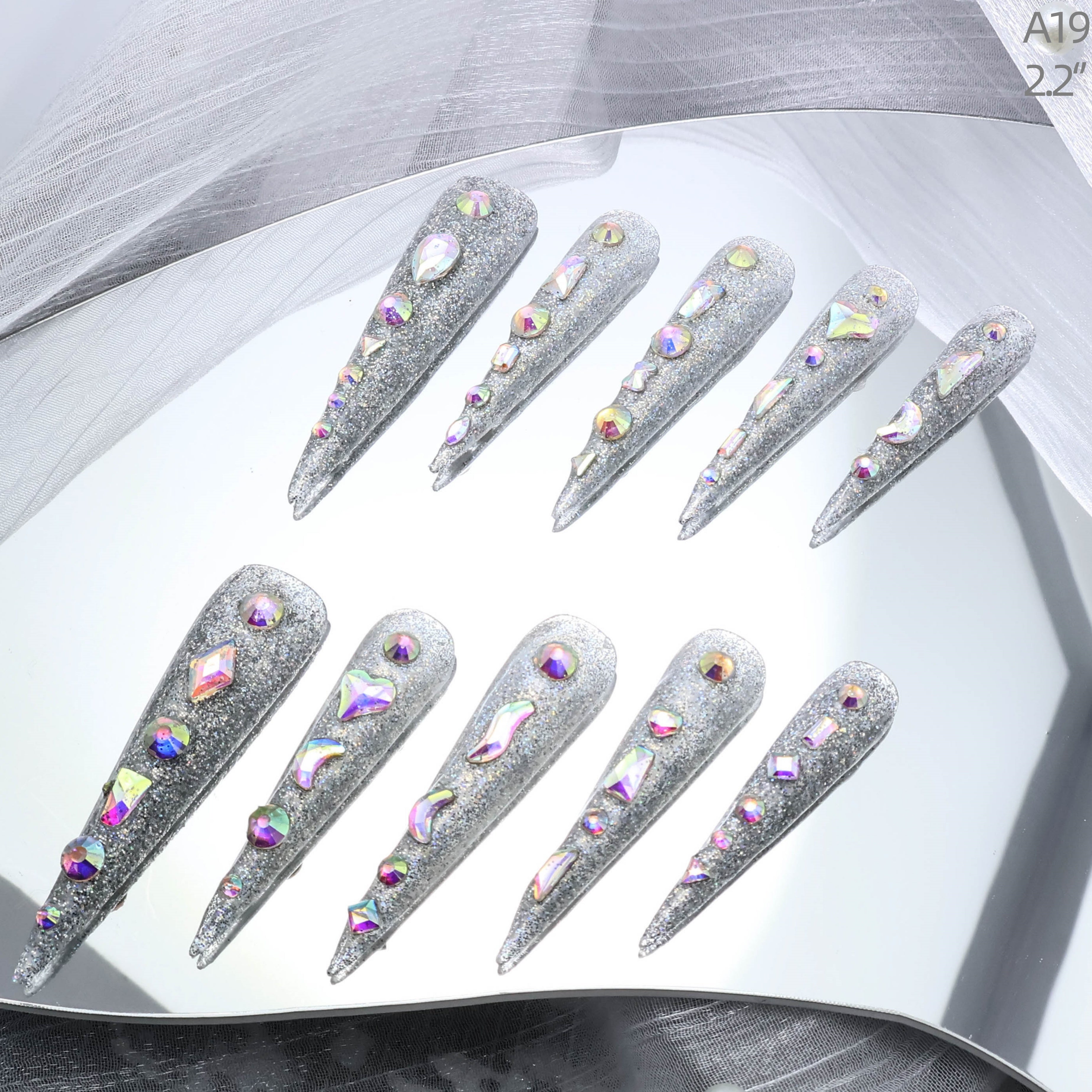 Ultra-Long nails