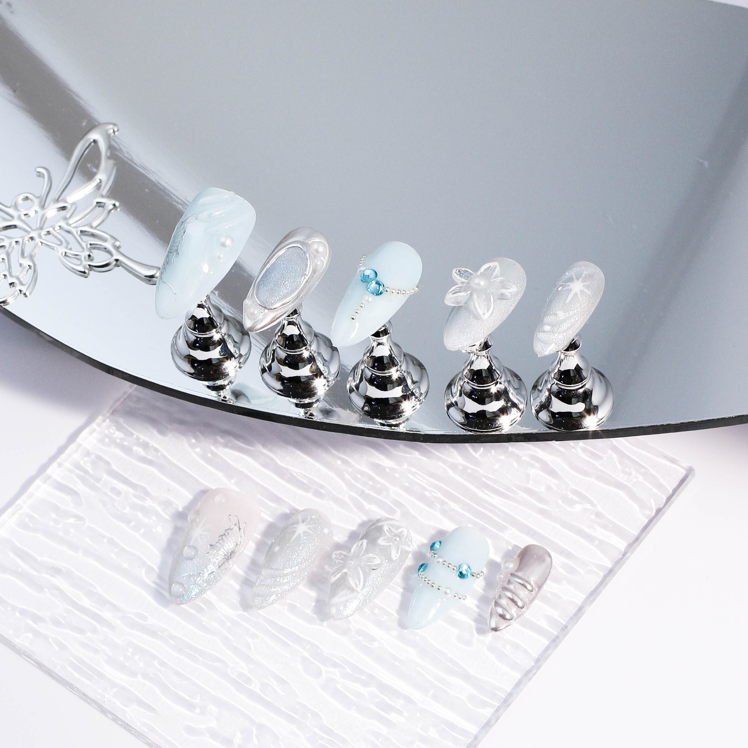 Morning Frost - Mixxnails