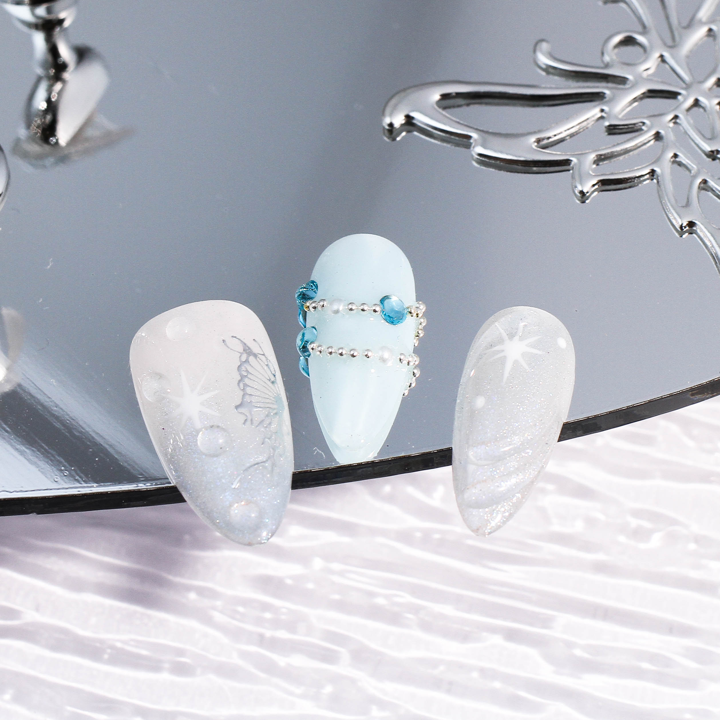 Morning Frost - Mixxnails