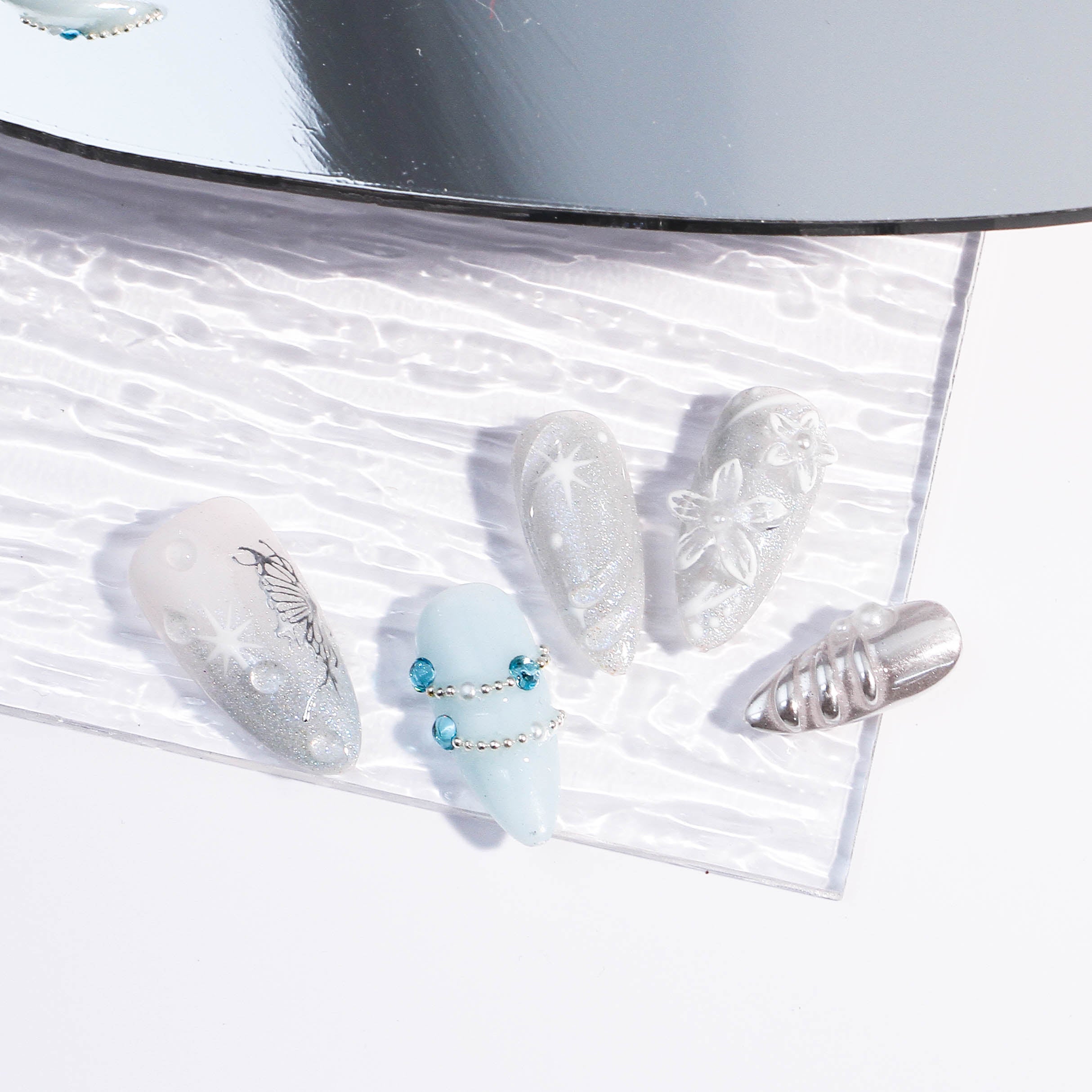 Morning Frost - Mixxnails
